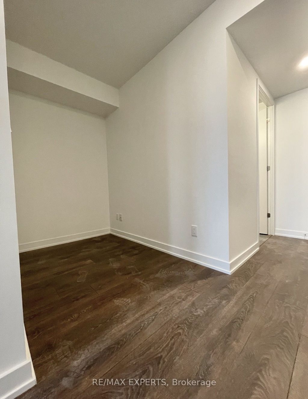 Photo of 501 Yonge Street #3213, Toronto, ON M4Y 0G8 (MLS # C12279910)