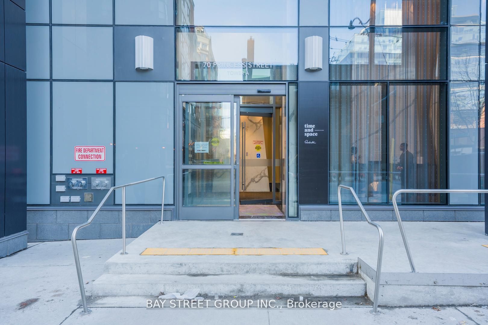 70 Princess Street 1227E