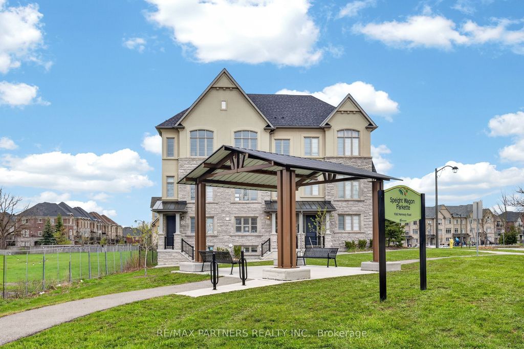 Photo of 3 Fernhill Lane, Markham, ON L6C 0Y5 (MLS # N13100454)