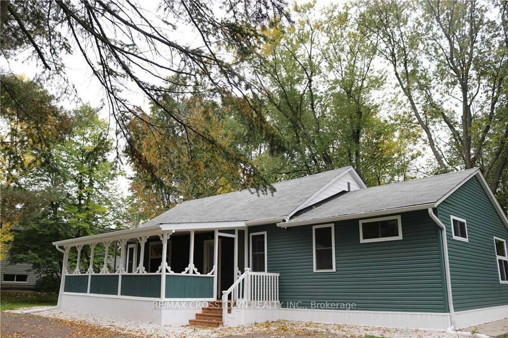 Photo of 1056 Elm Road, Innisfil, ON L9S 2E9 (MLS # N12996688)