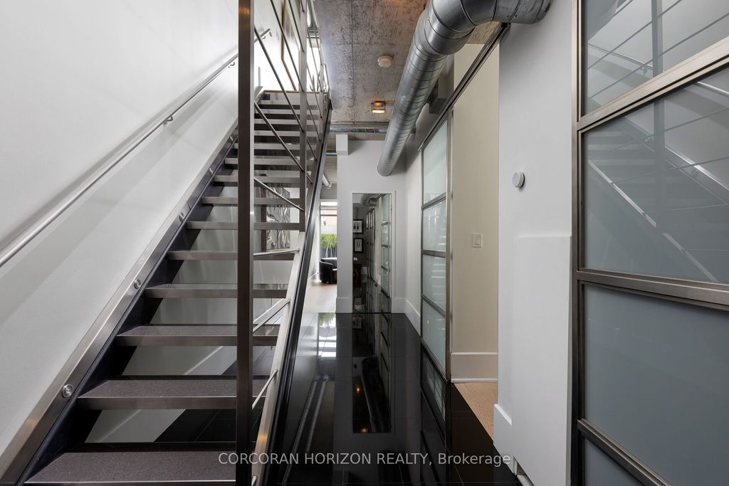 Photo of 169 John Street #PH4, Toronto, ON M5T 1X3 (MLS # C12377687)