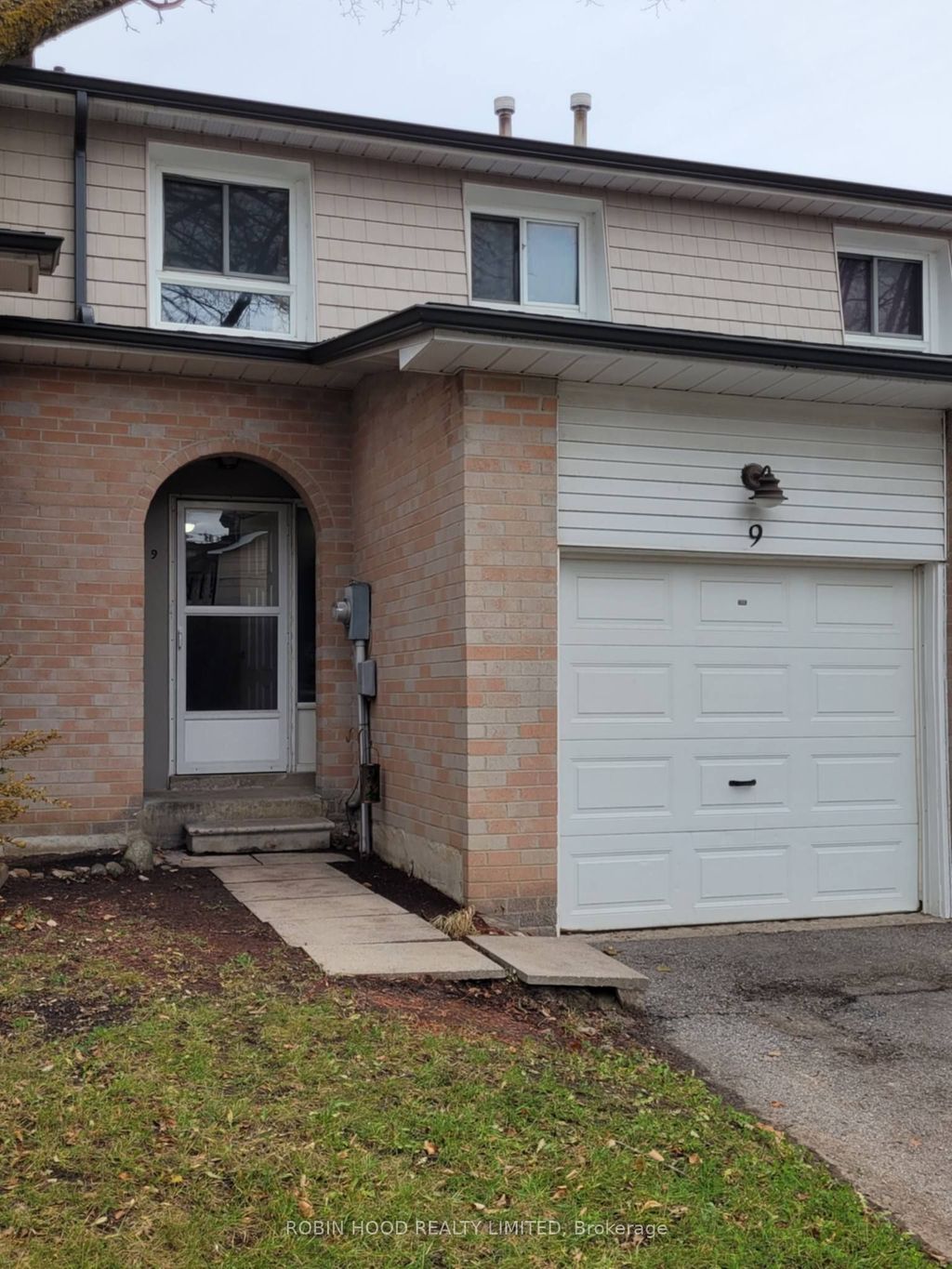 Photo of 2 Bernick Drive #Unit 9, Barrie, ON L4M 5K4 (MLS # S12744480)