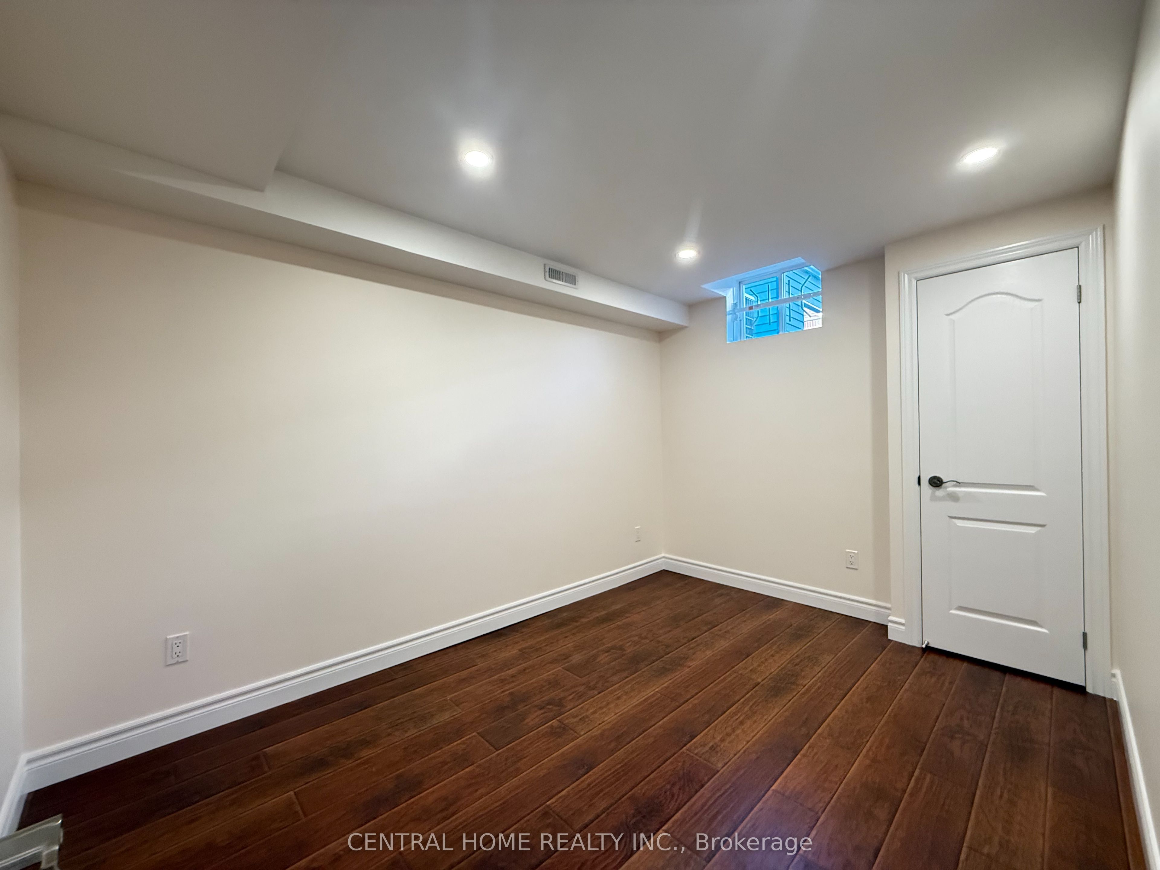 39 Kentland Street BSMT