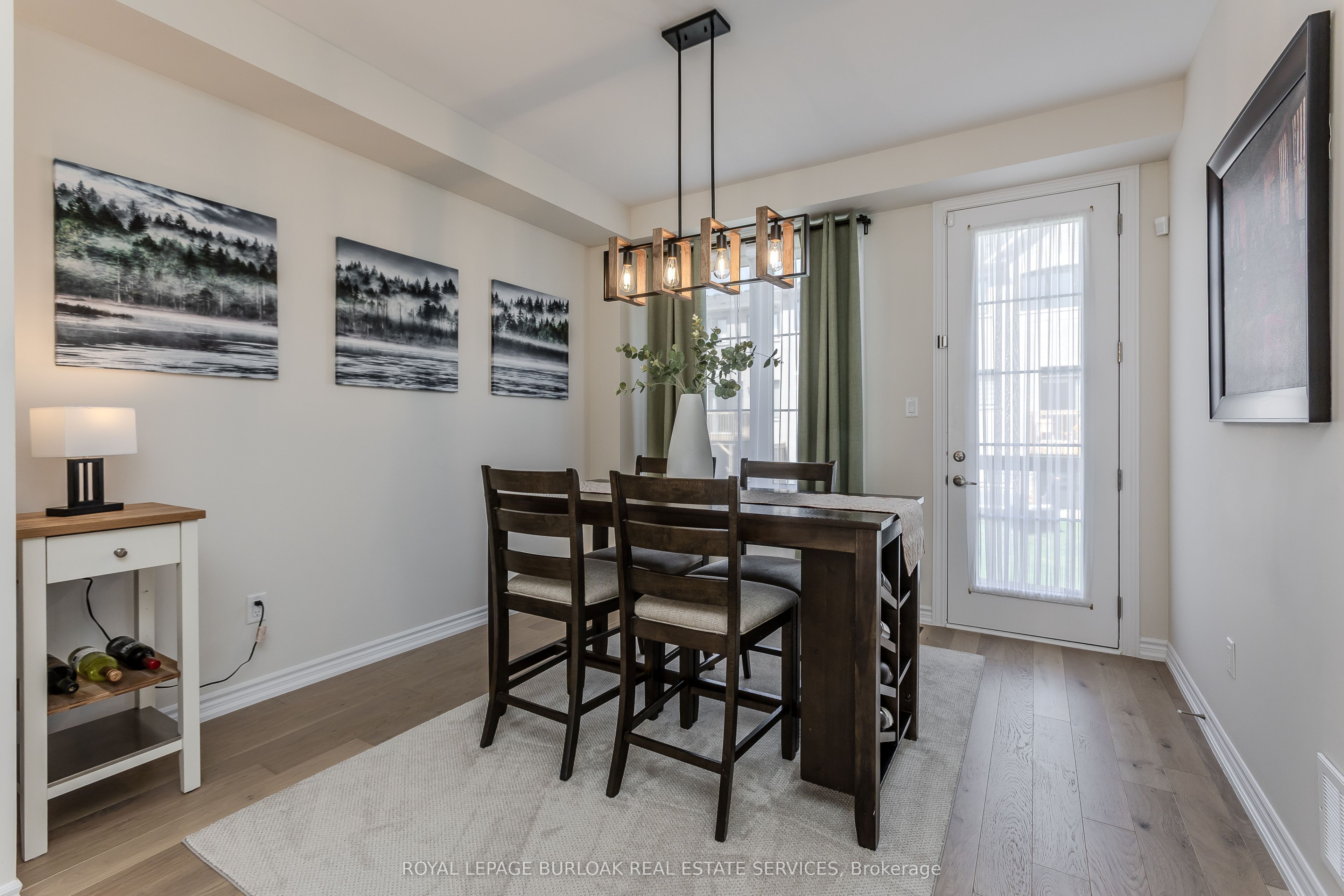 1401 Almonte Drive