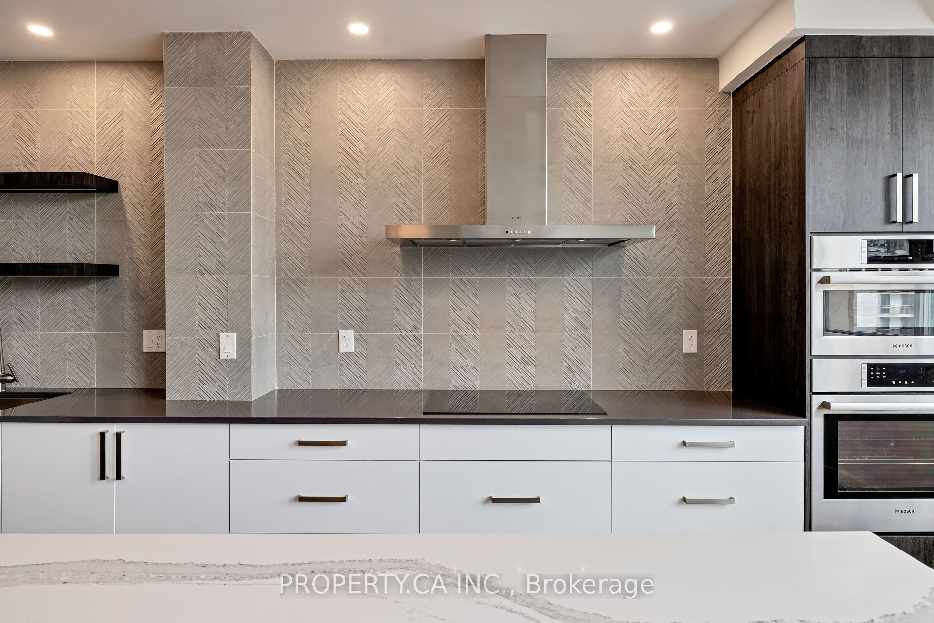 155 Dalhousie Street 1017