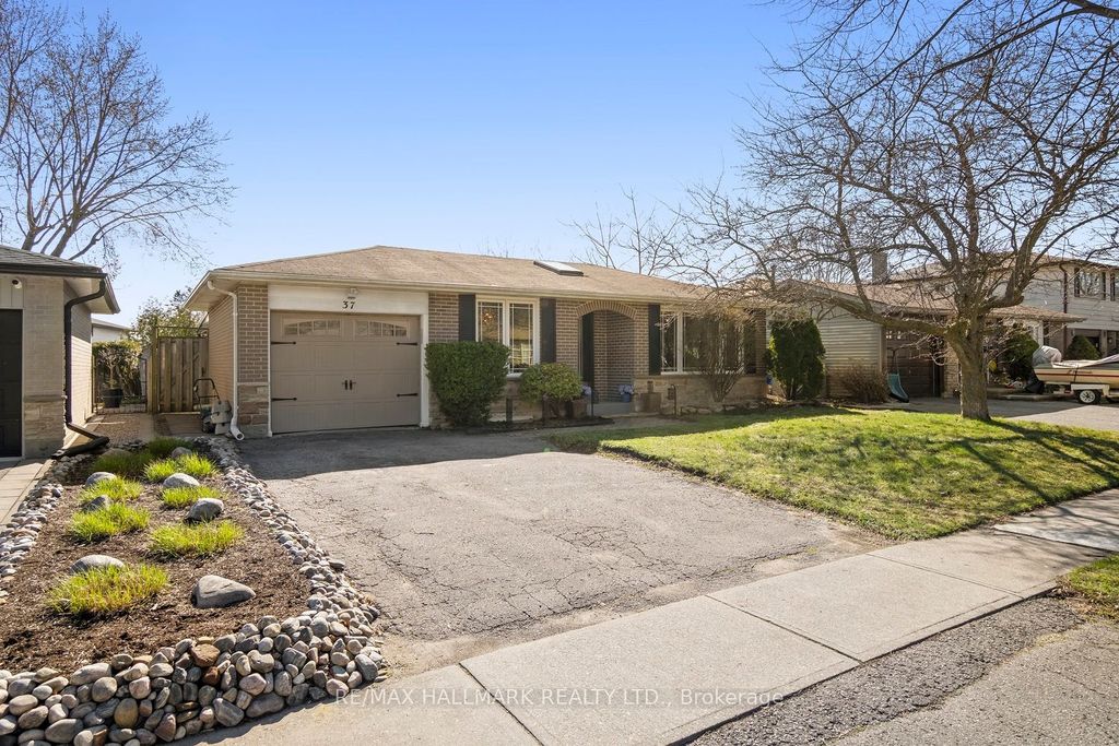 Photo of 37 Lewin Crescent, Ajax, ON L1S 3A2 (MLS # E13028112)