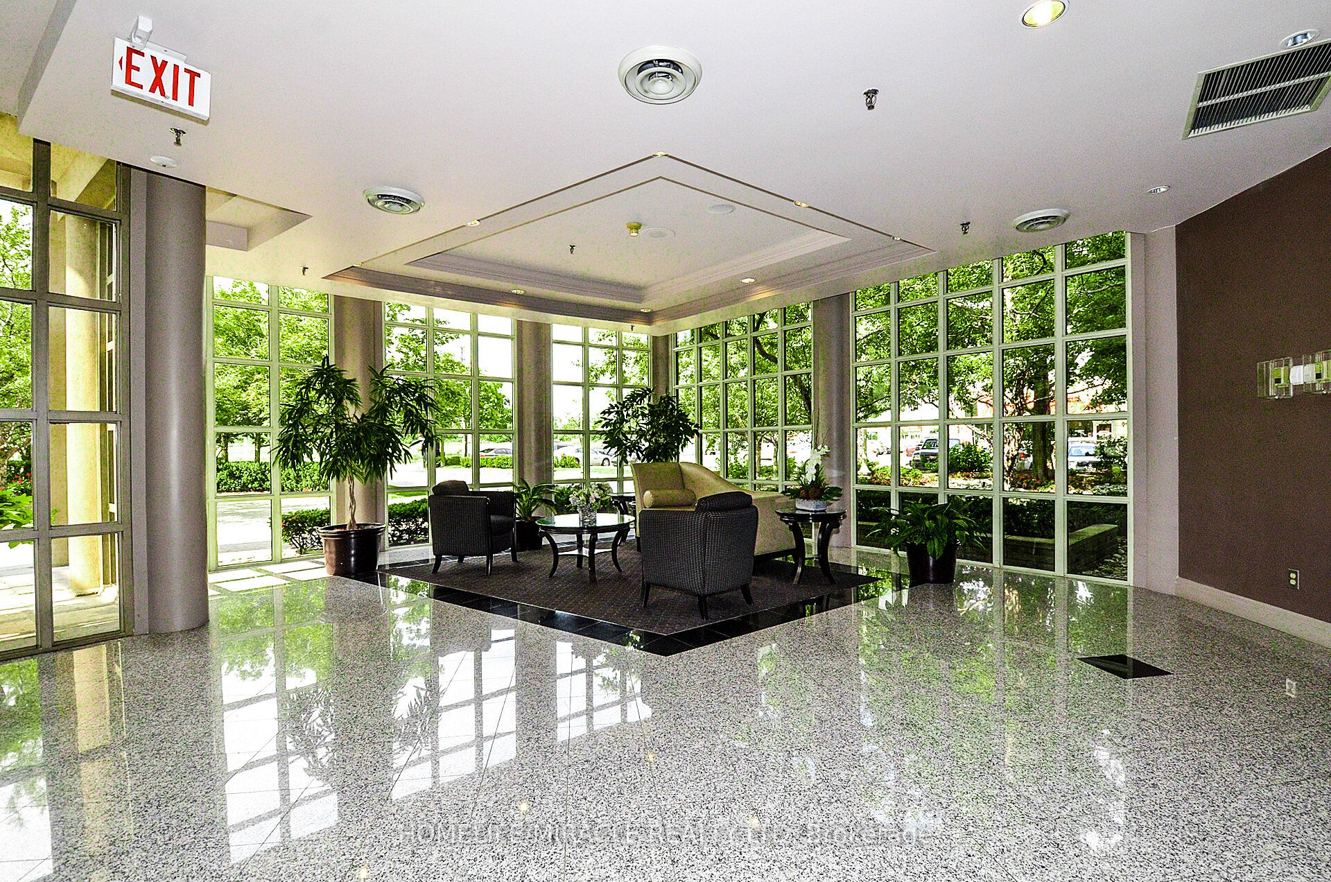 50 Eglinton Avenue W 2107