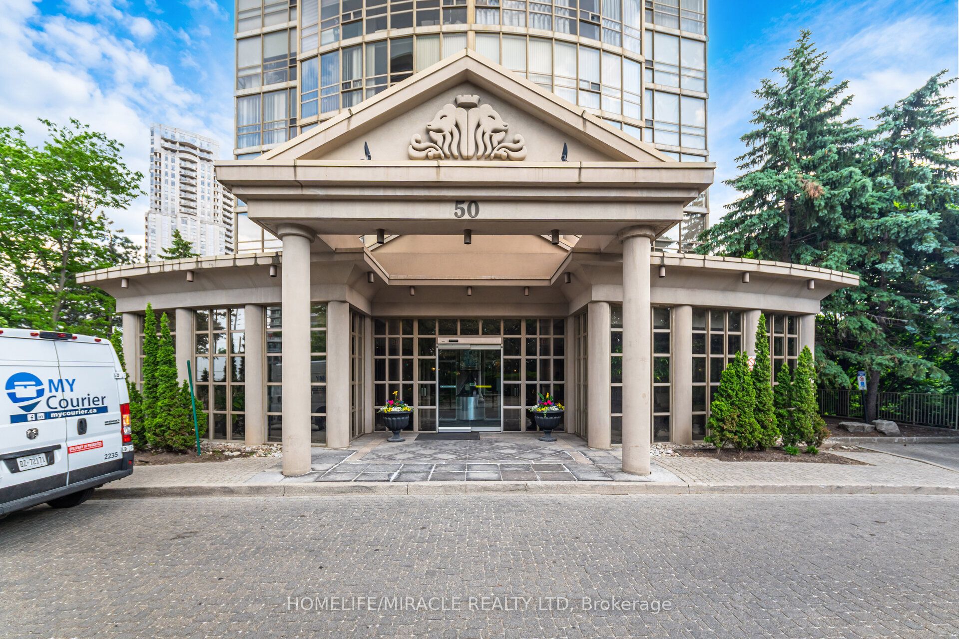50 Eglinton Avenue W 2107