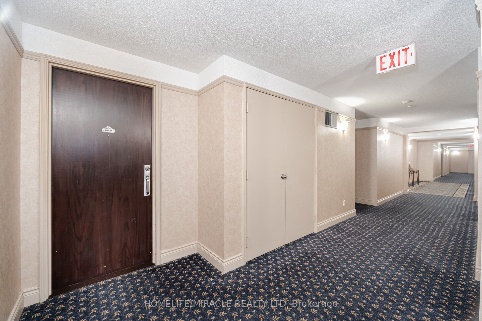 50 Eglinton Avenue W 2107