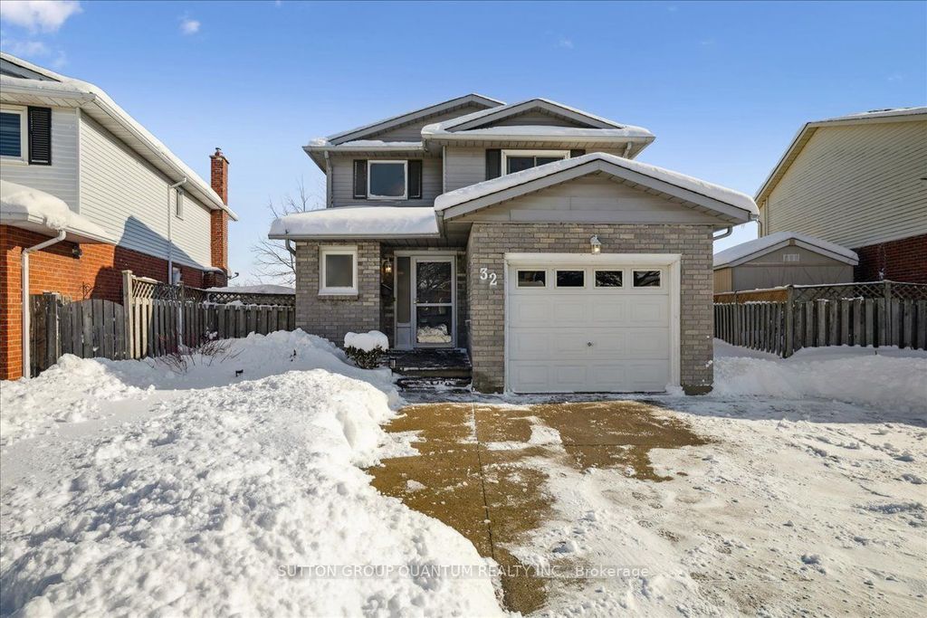 Photo of 32 Capri Street, Thorold, ON L2V 4S8 (MLS # X12715838)