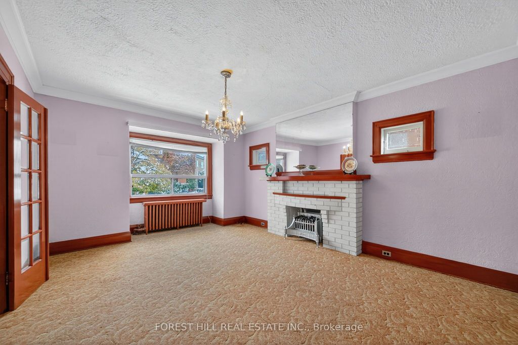 Photo of 11 Heydon Park Road, Toronto, ON M6J 2C7 (MLS # C12575156)