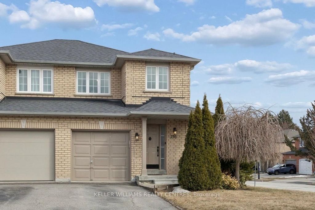 Photo of 720 Walpole Crescent, Newmarket, ON L3X 2B1 (MLS # N12922306)