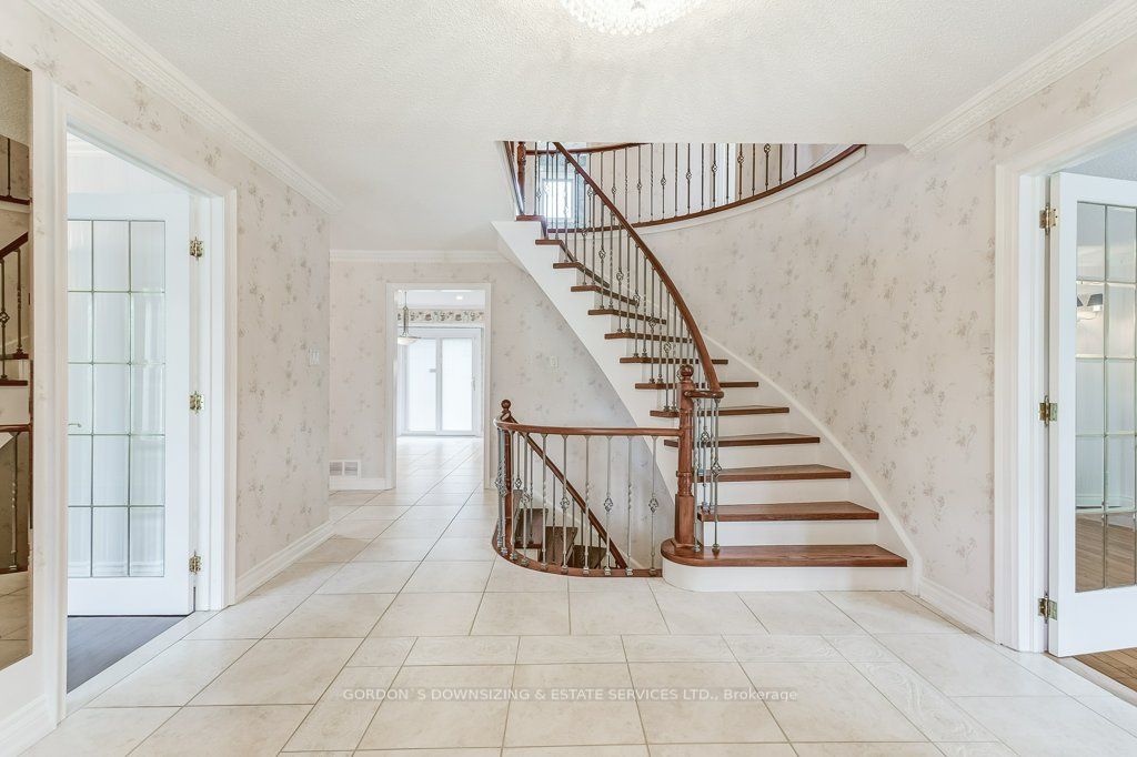 25 Mount Forest Drive