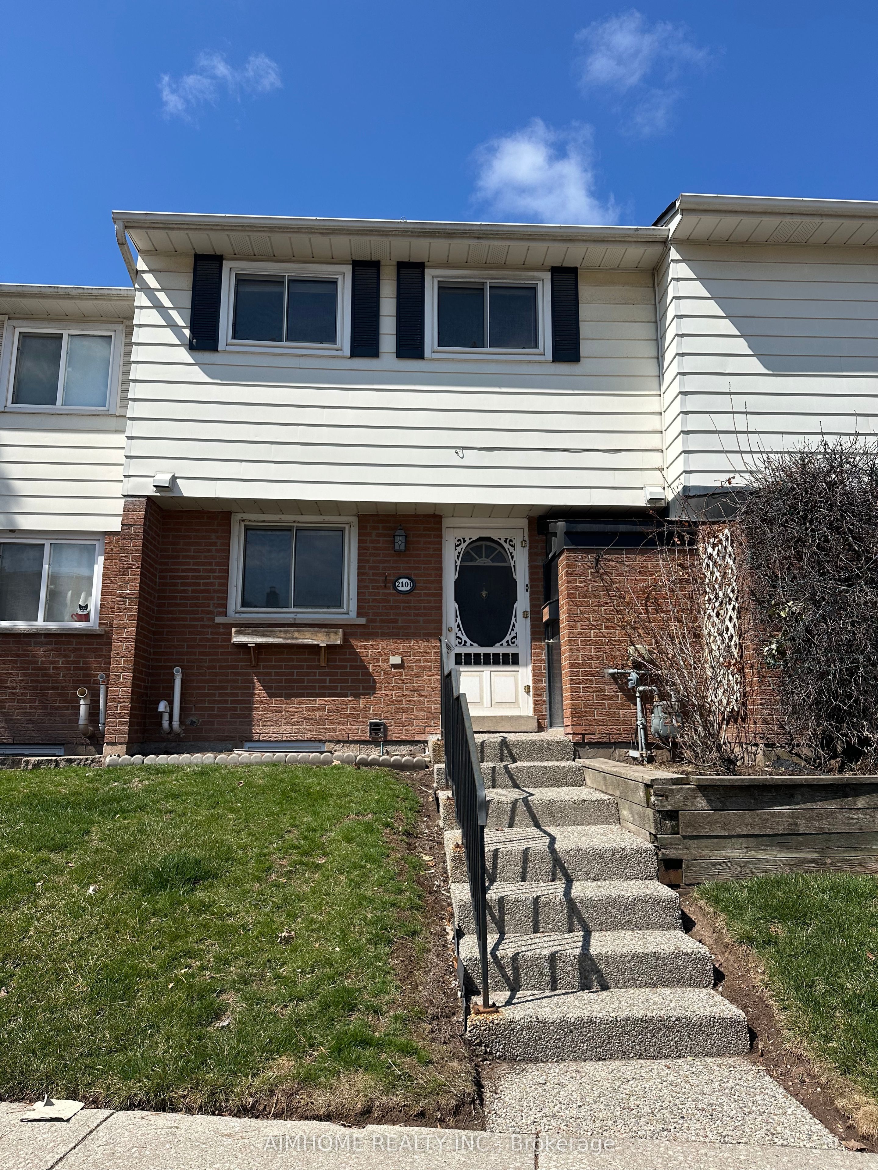 2101 Marine Drive