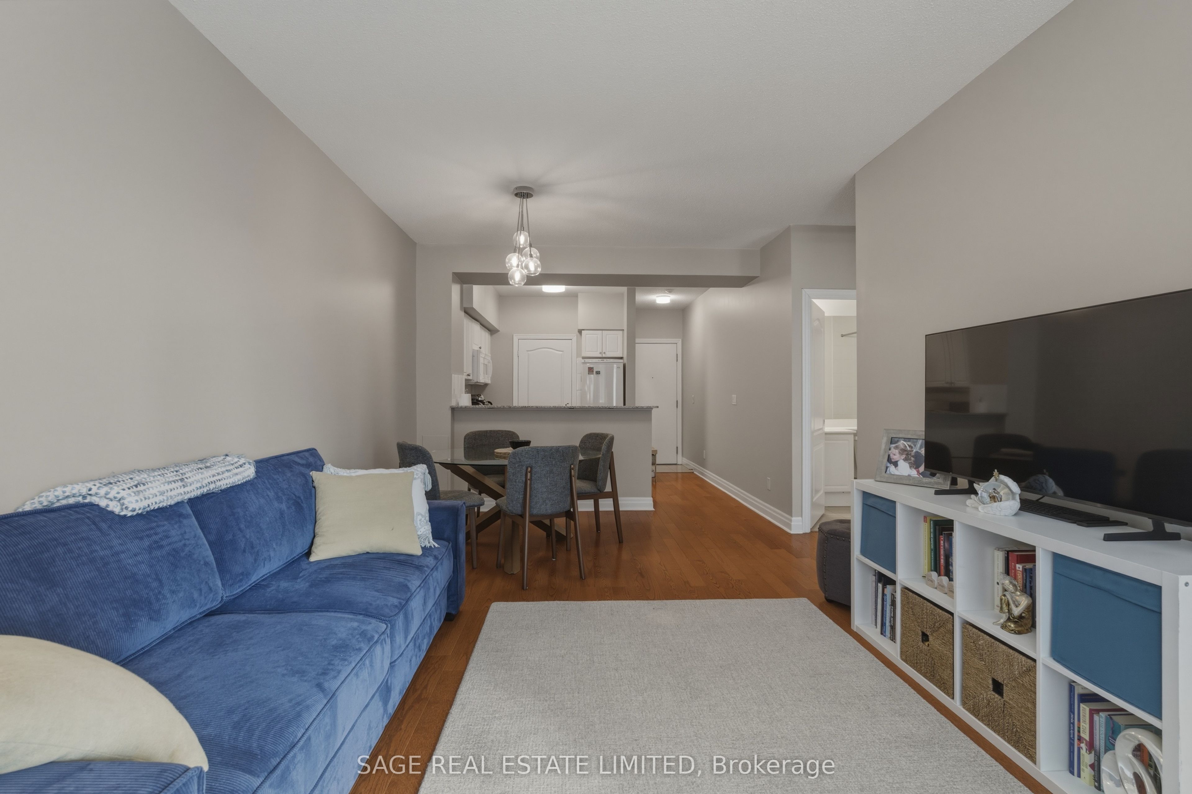 2119 Lakeshore Boulevard W 510