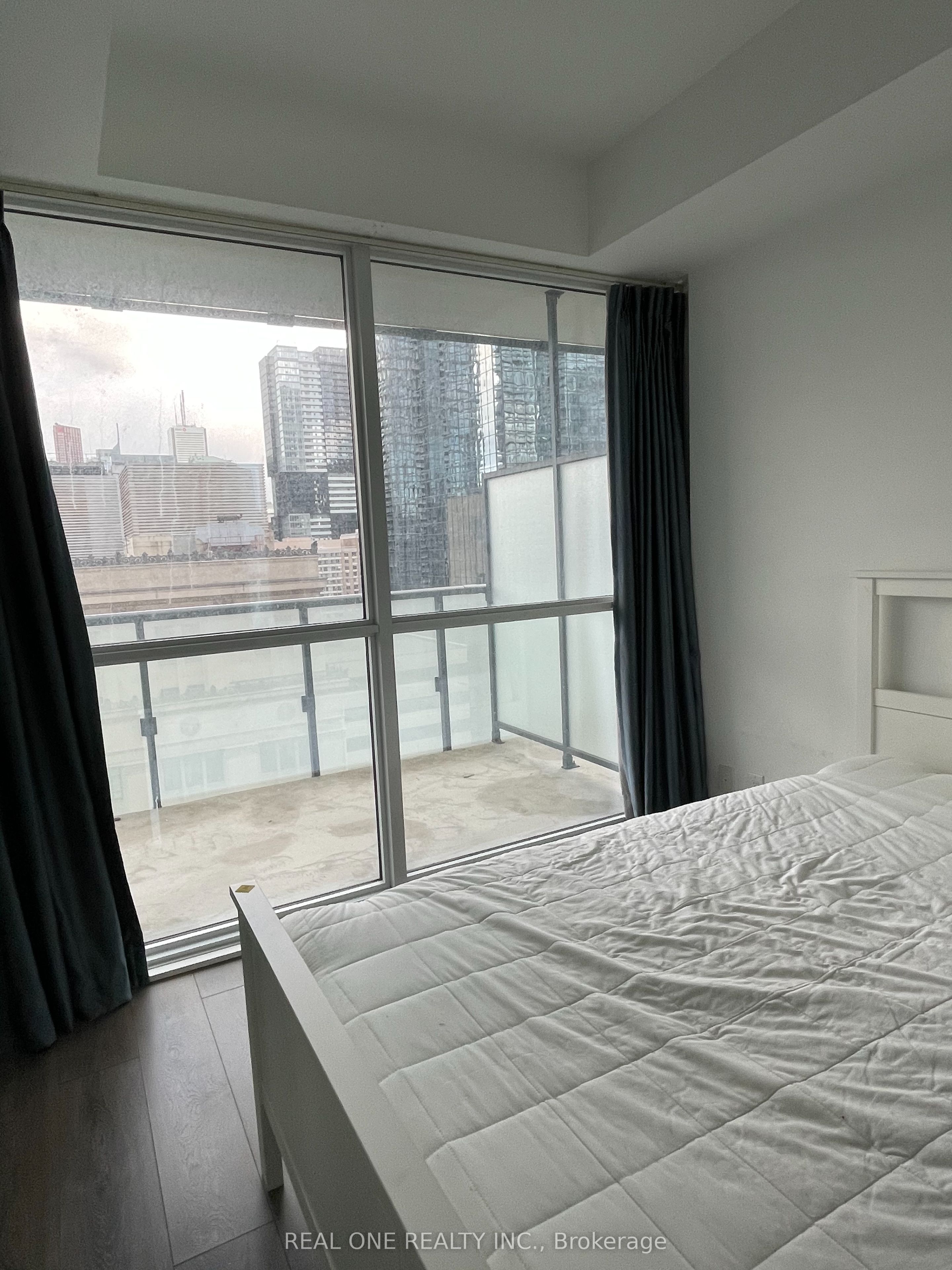 15 Grenville Street 1211
