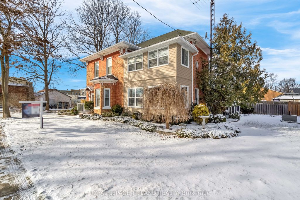 Photo of 217 Shackleton Line, Dutton/Dunwich, ON N0L 1J0 (MLS # X12578602)