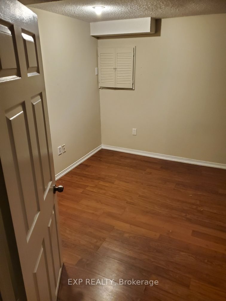 31 Matterdale Avenue BSMT Room-L