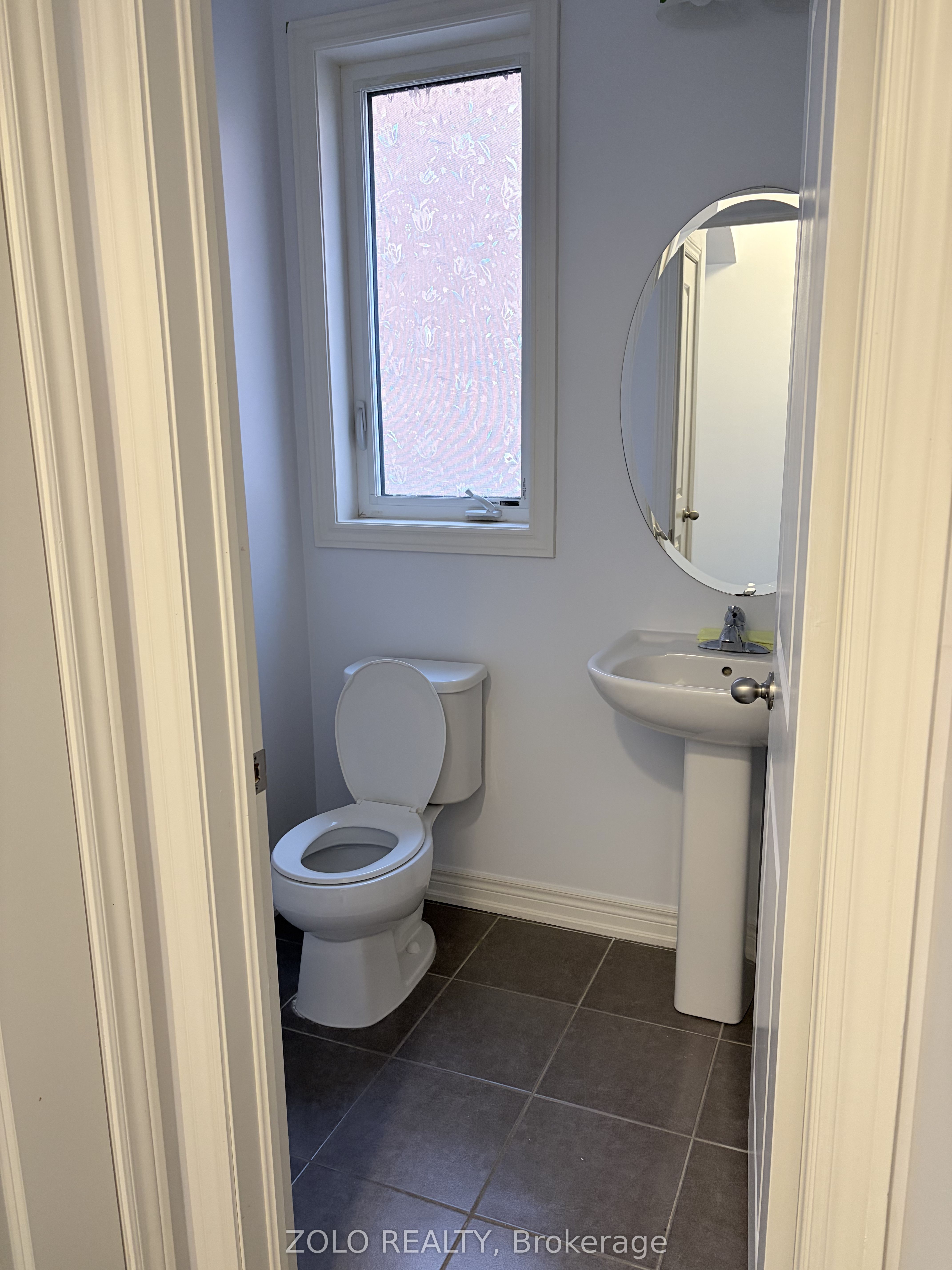 17 Kempsford Crescent