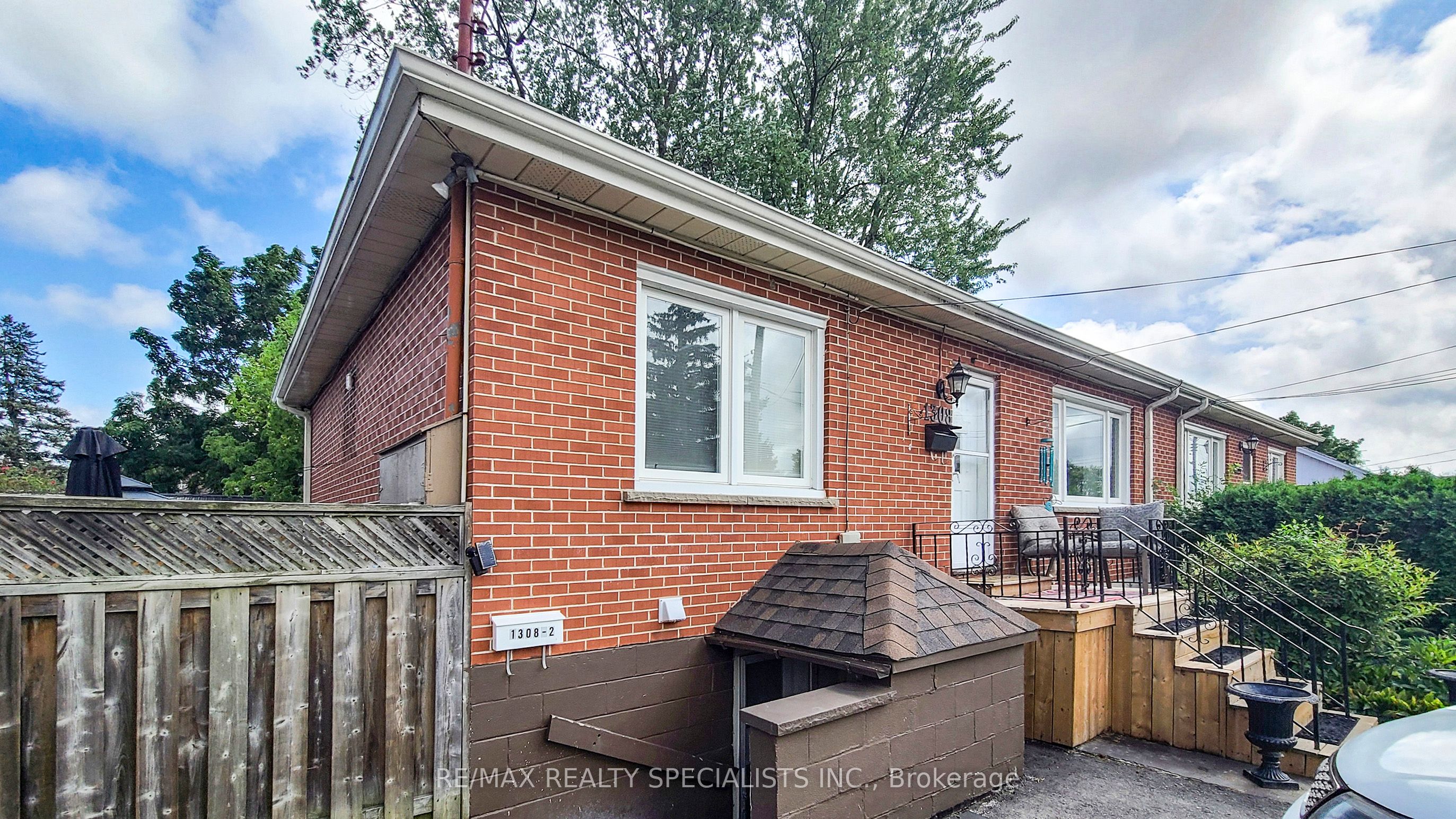 1306-08 Leighland Road