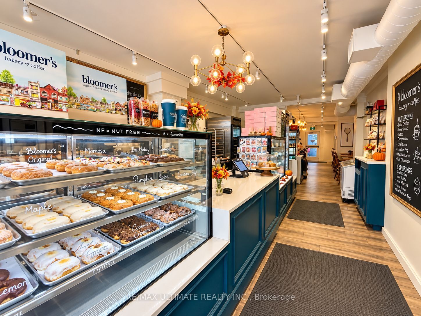 715 Queen Street W