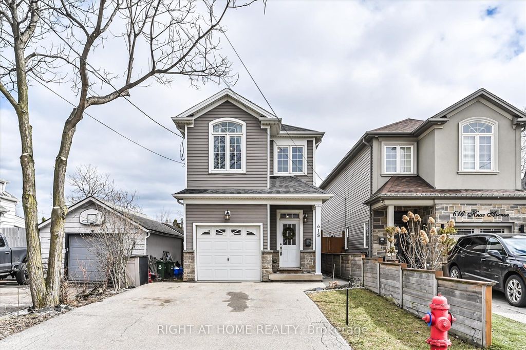 Photo of 618 Knox Avenue, Hamilton, ON L8H 6K3 (MLS # X12885344)