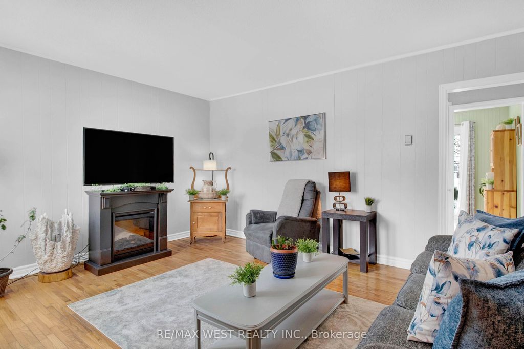 Photo of 15 Millwood Road, Erin, ON N0B 1T0 (MLS # X12958994)