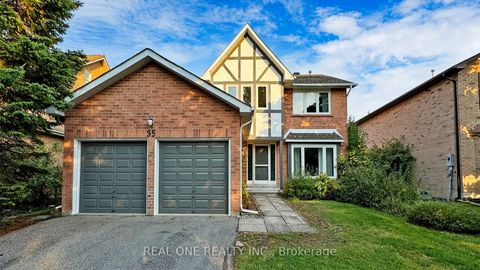 35 Aitken Circle Markham ON L3R 7L2