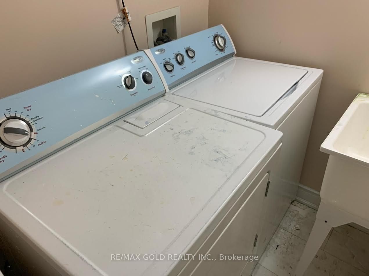 106 Flurry Circle Lower level