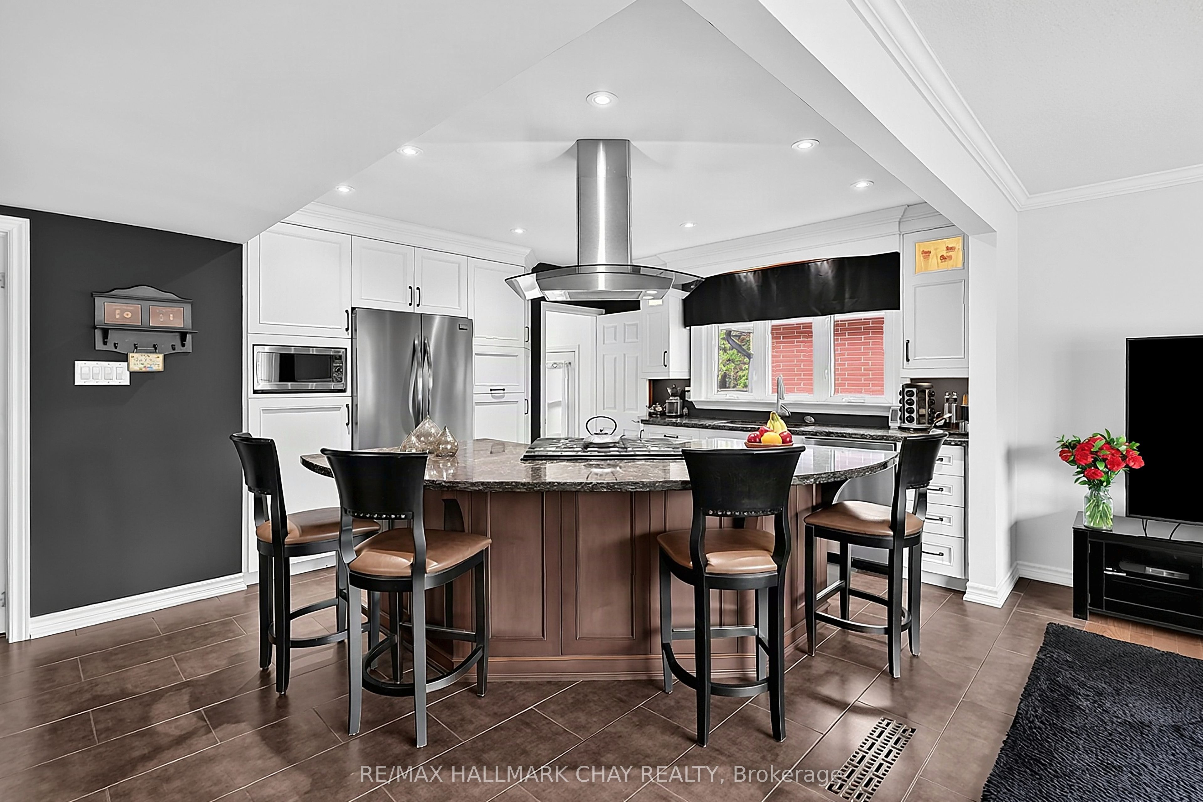 23 Marion Crescent