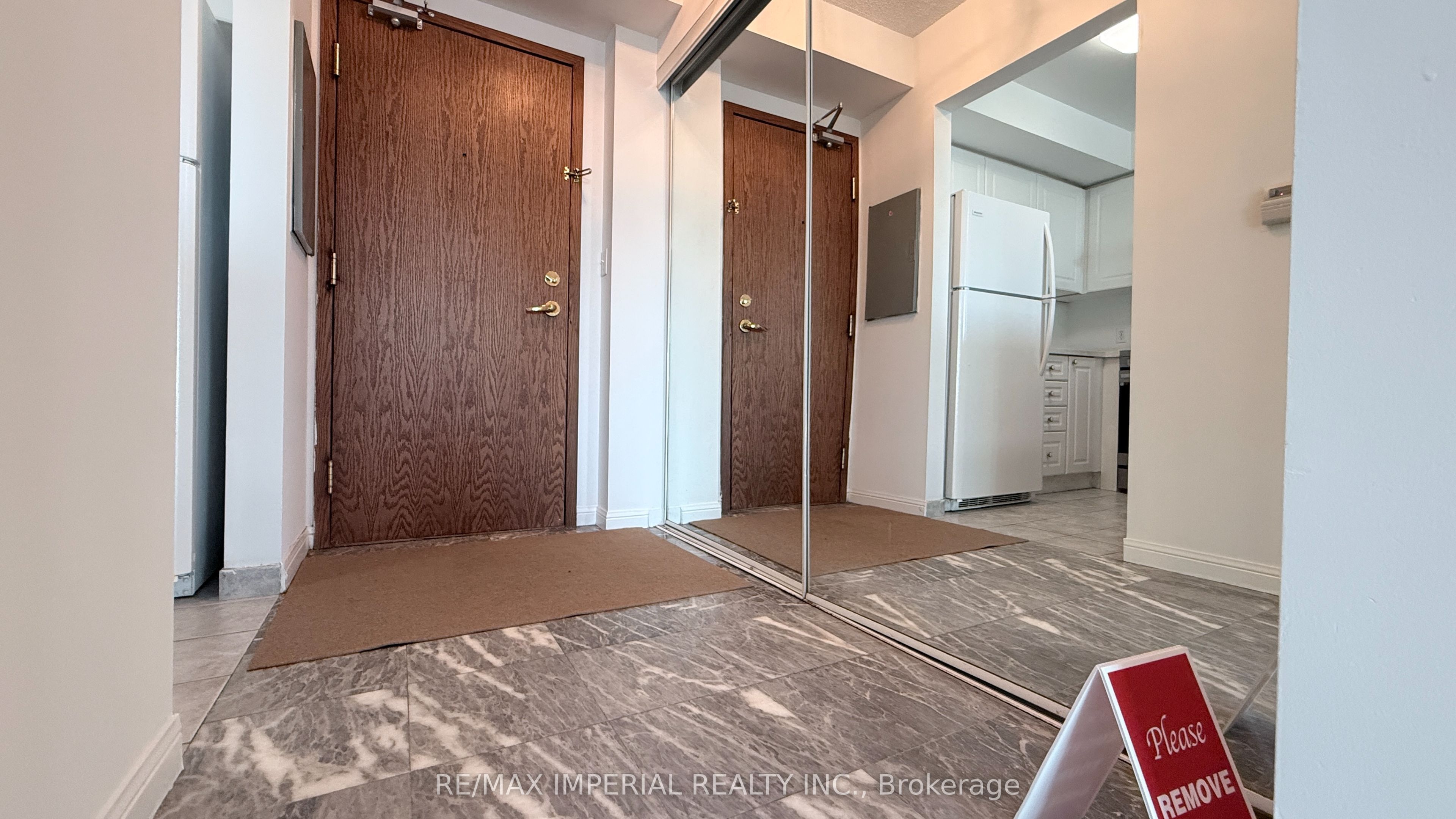 1 Lee Centre Drive 2209