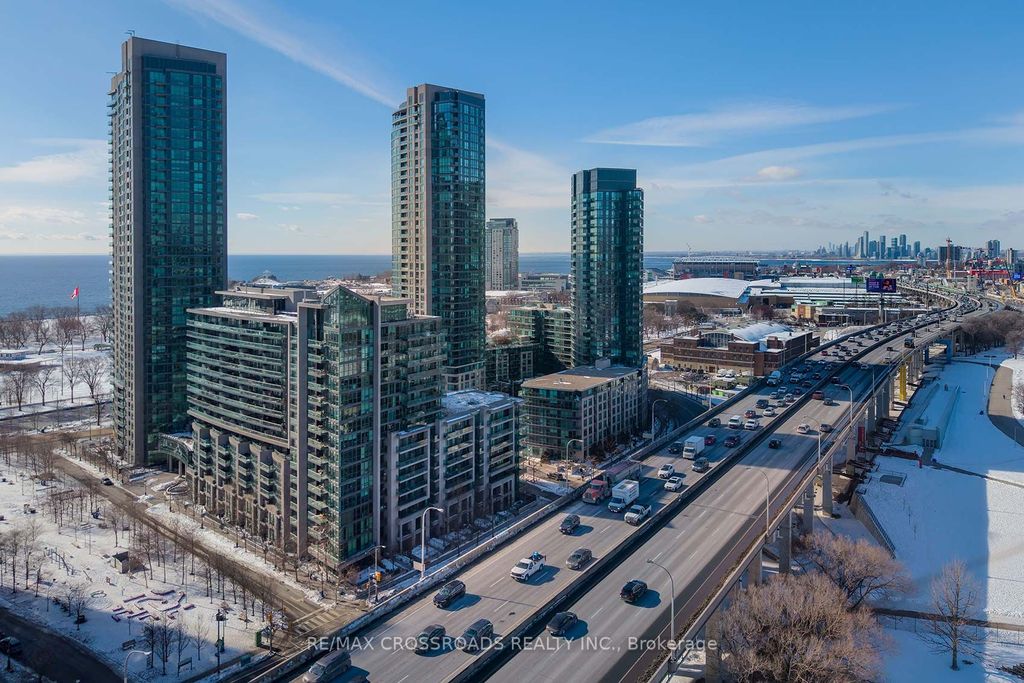 Photo of 209 Fort York Boulevard #755, Toronto, ON M5V 4A1 (MLS # C12798080)