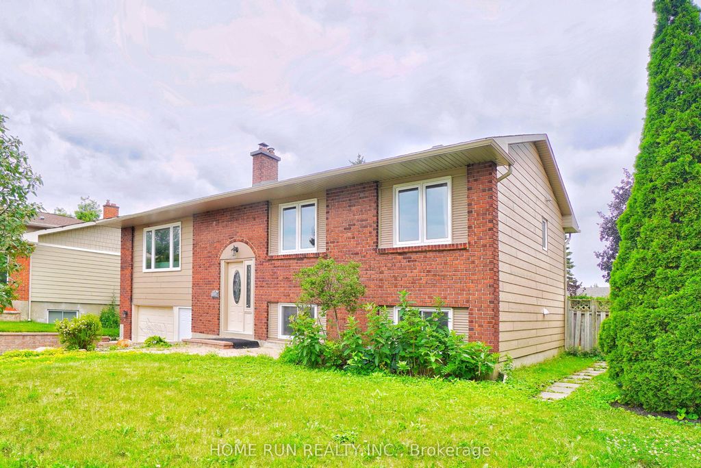 Photo of 1104 Plante Drive, Hunt Club - Windsor Park Village and Area, ON K1V 9E7 (MLS # X12728328)