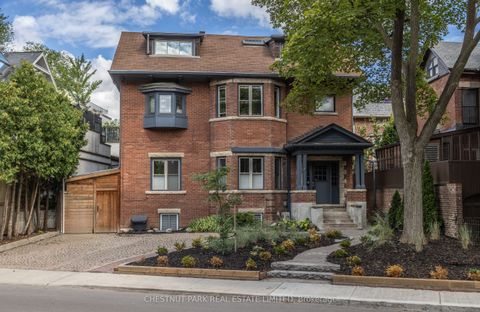 4 Maple Avenue Toronto ON M4W 2T6