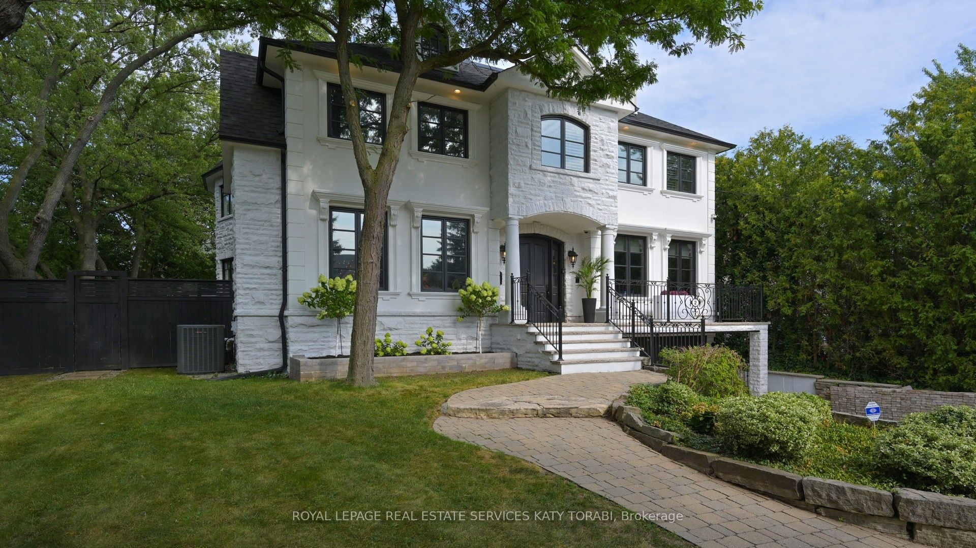 2 Gordon Road