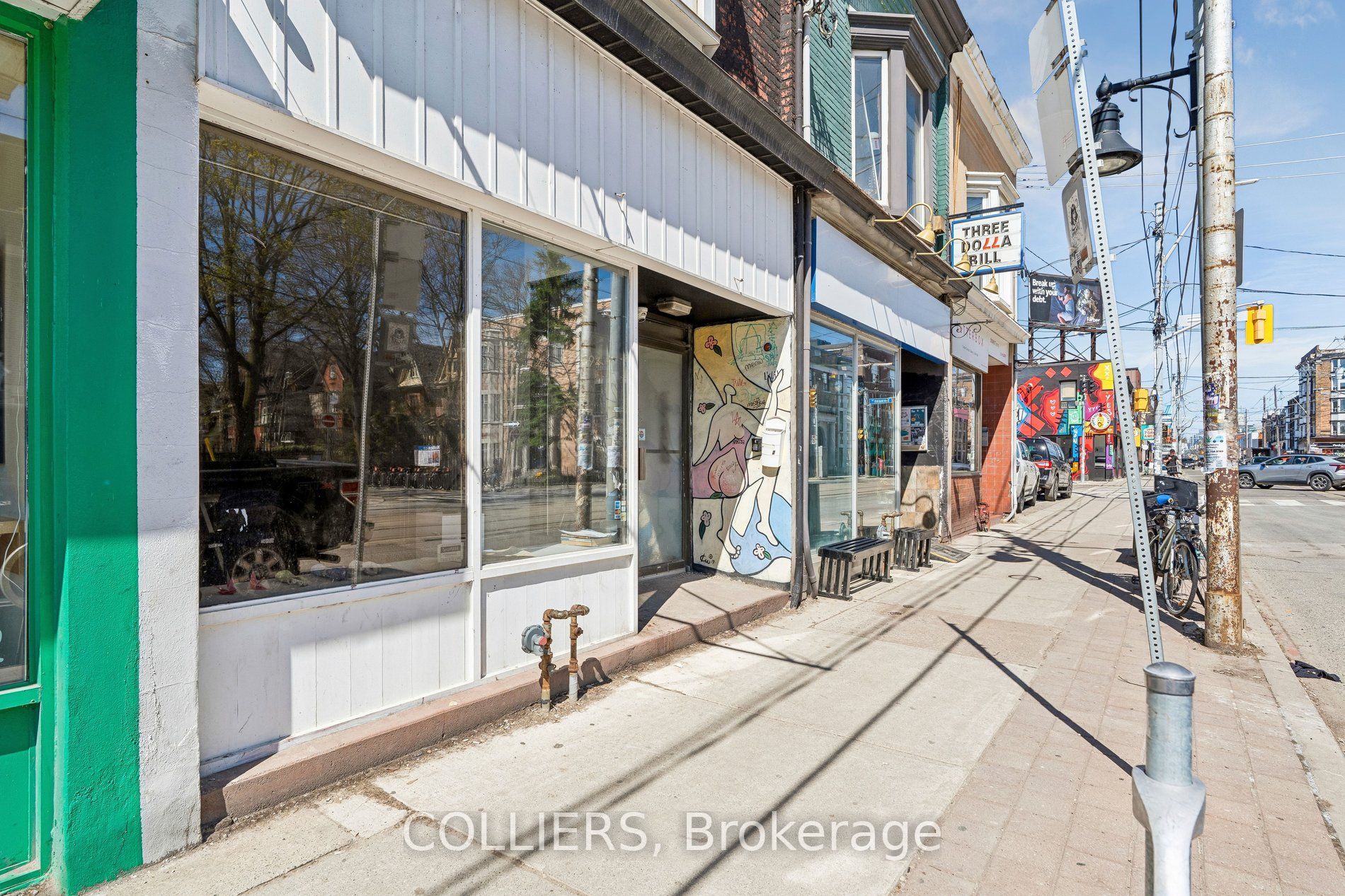 1594 Queen Street W