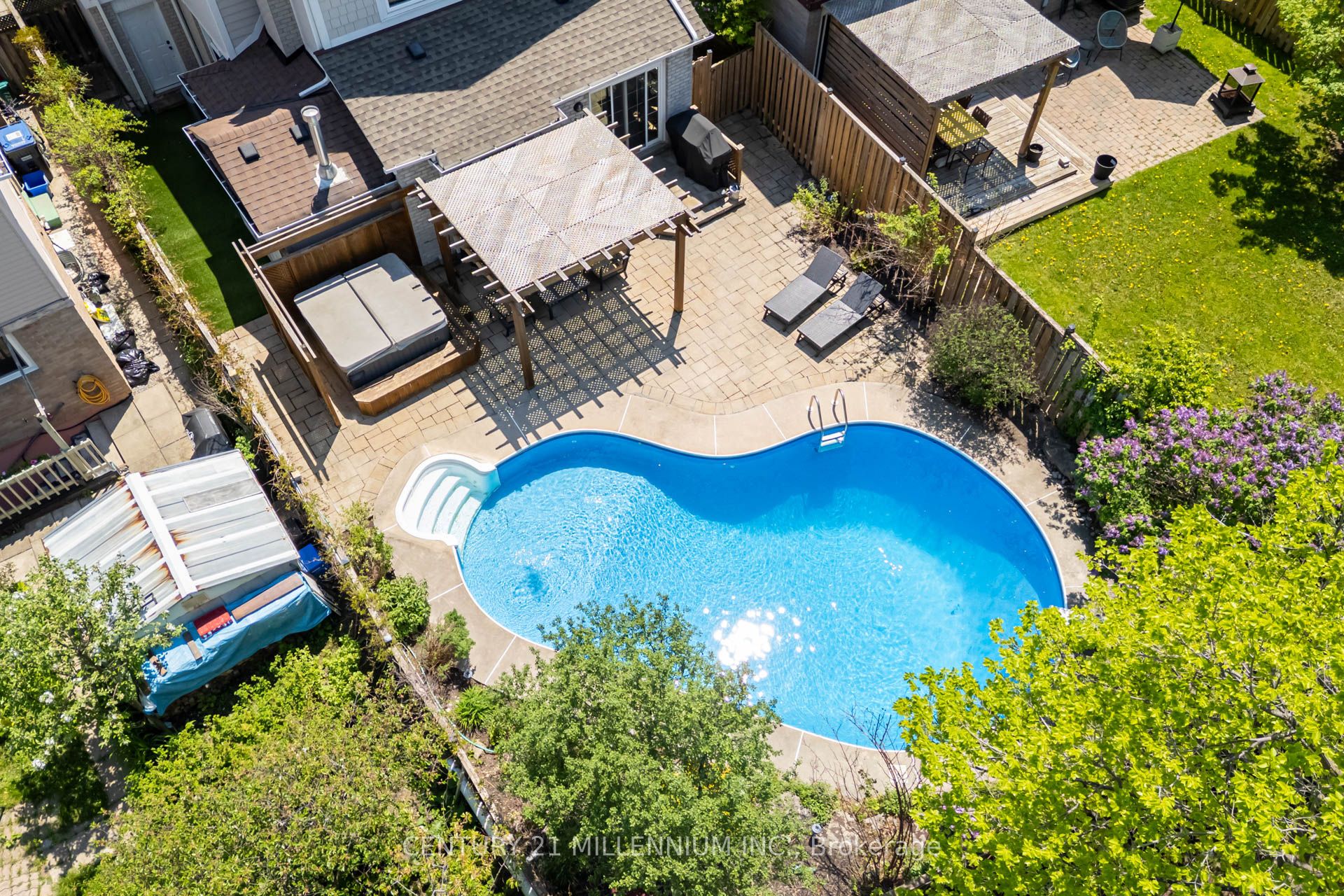 7220 Danton Promenade