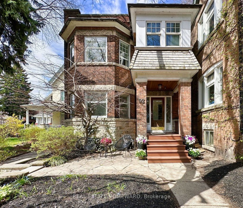Photo of 92 Indian Road, Toronto, ON M6R 2V4 (MLS # W13094034)
