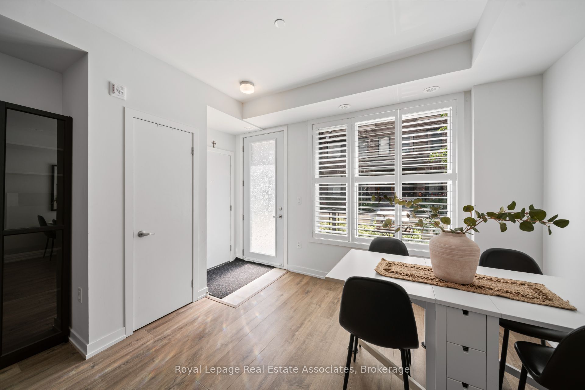 3546 Colonial Drive 10