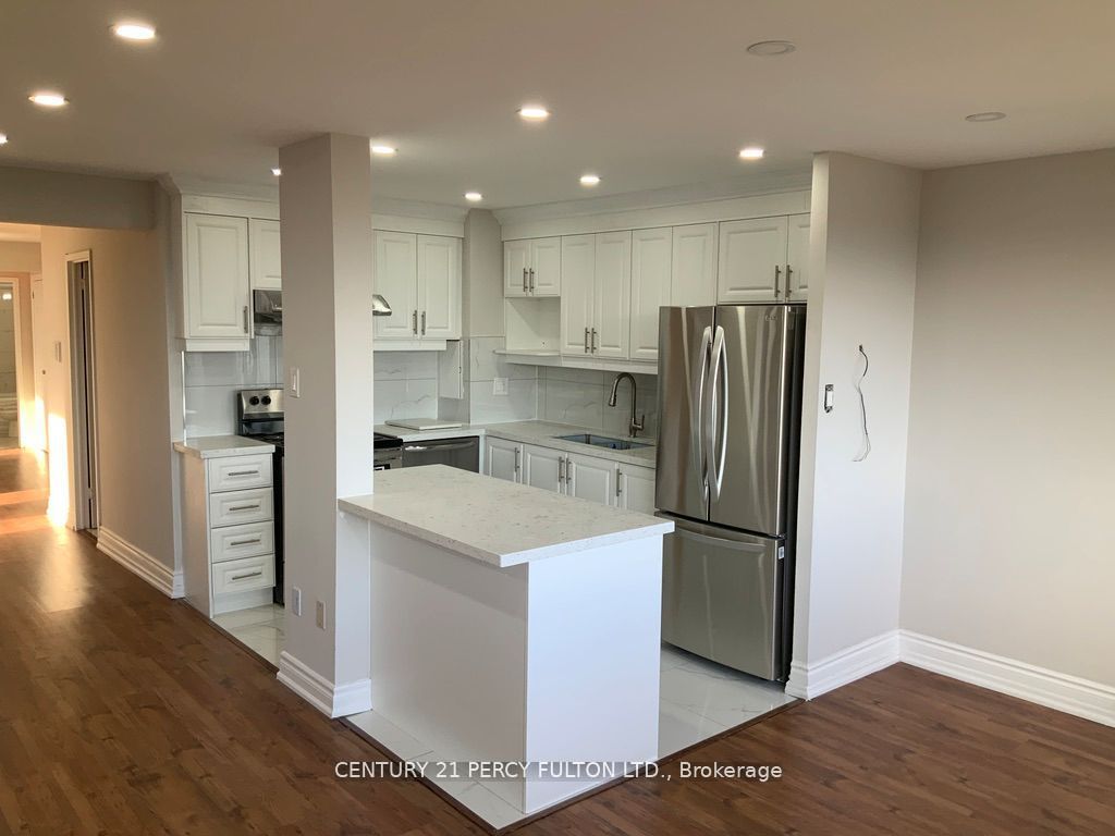 Photo of 10 Sunny Glen Way #1904, Toronto, ON M3C 2Z3 (MLS # C13230690)