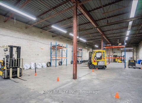 67 Westmore Drive 12 Toronto ON M9V 3Y6