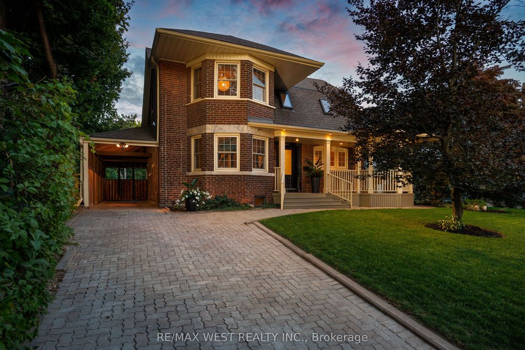 Photo of 207 Ellis Avenue, Toronto, ON M6S 2X4 (MLS # W12400918)