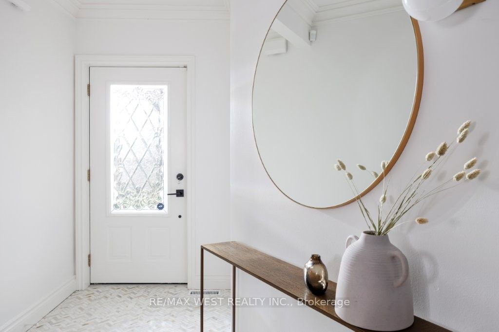 Photo of 207 Ellis Avenue, Toronto, ON M6S 2X4 (MLS # W12400918)