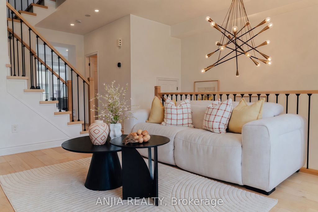 Photo of 221 Dundas Way, Markham, ON L6E 0S8 (MLS # N13595894)