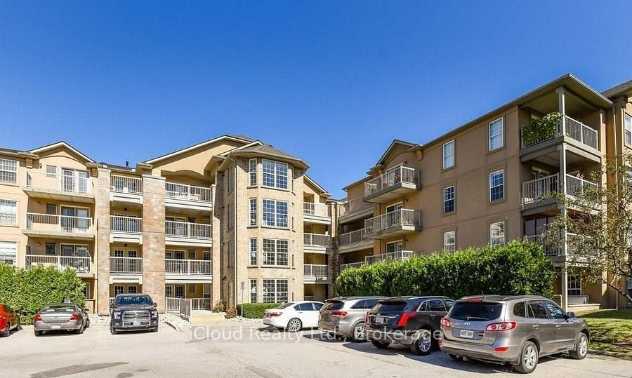 1470 Bishops Gate 104