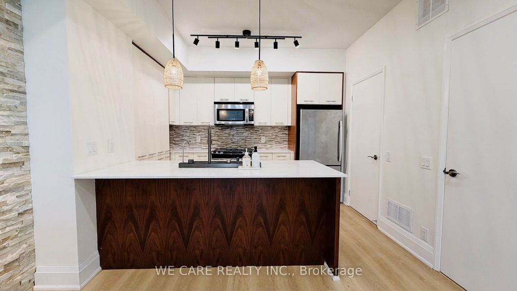Photo of 15 Valhalla Inn Road #15, Toronto, ON M9B 0B3 (MLS # W13023244)