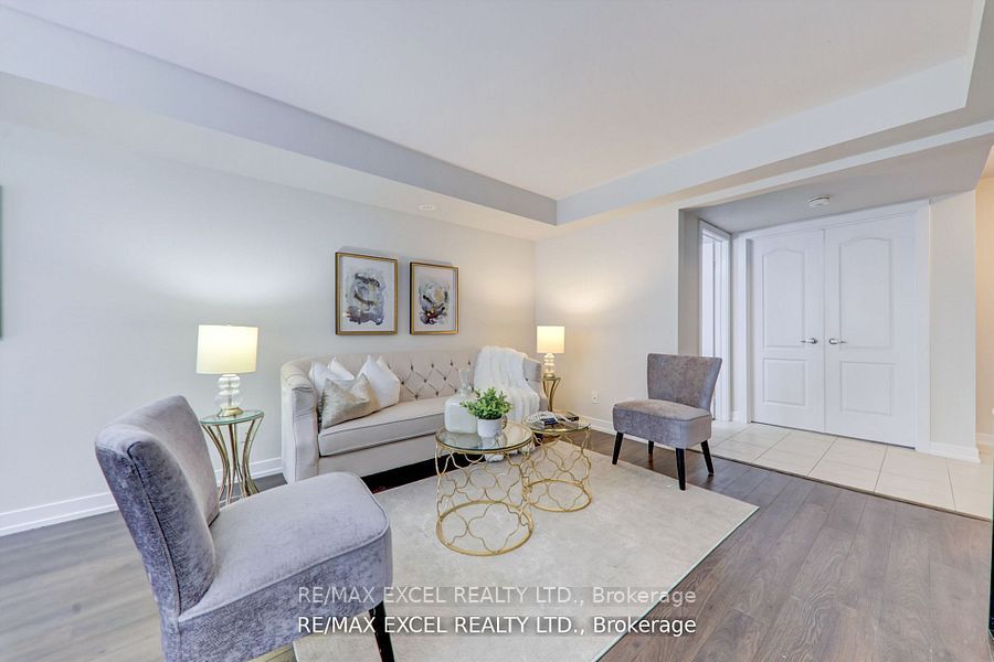 55 Lindcrest Manor 1011