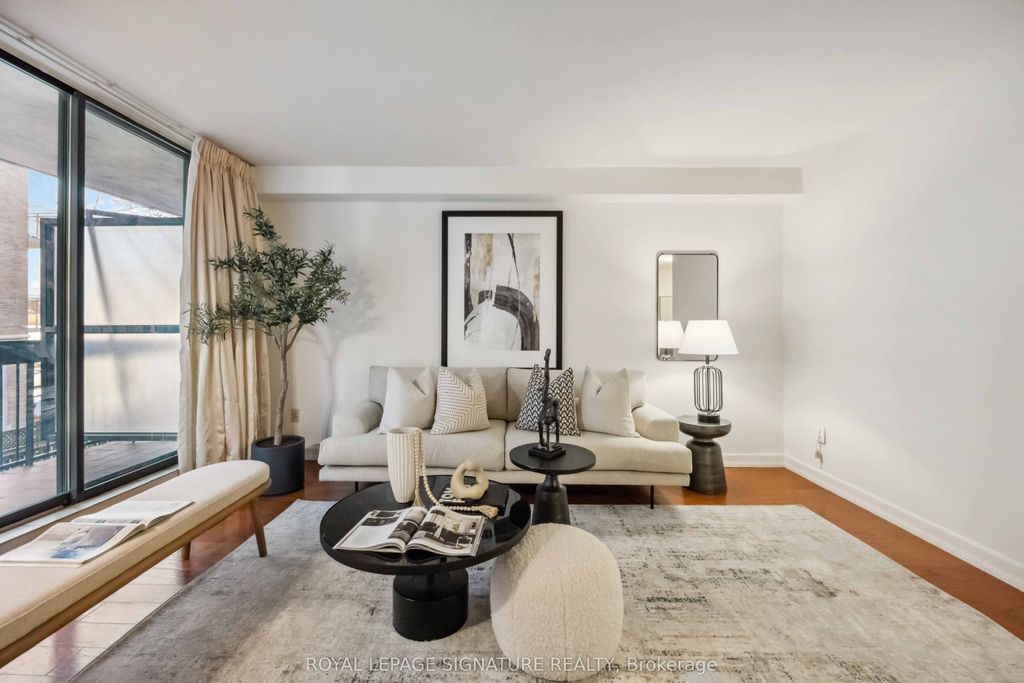 Photo of 212 St. George Street #201, Toronto, ON M5R 2N5 (MLS # C12473259)