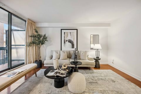 212 St. George Street 201 Toronto ON M5R 2N5