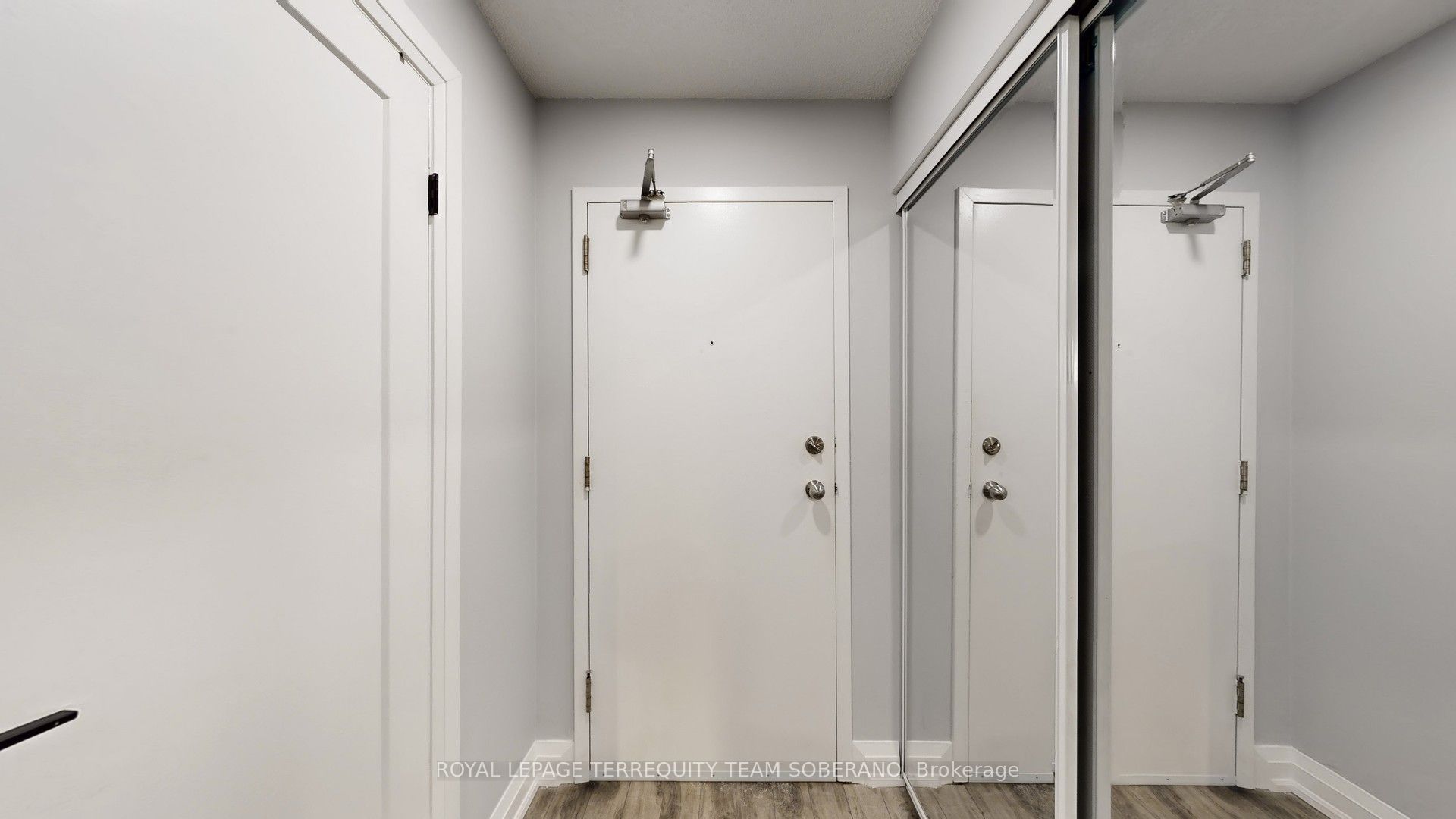 1450 Glen Abbey Gate 721